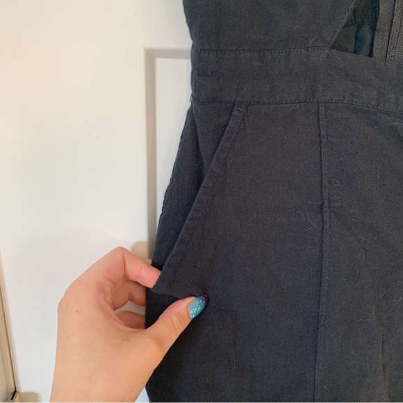 Abercrombie and Fitch Romper tie front - Picture 6 of 9